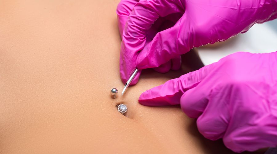 This is how dermal piercing works
